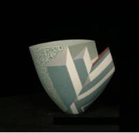 干擾視覺的容器造型的圖片