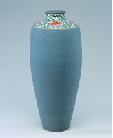 鐵花釉浮彩的圖片