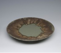 Greyish Green and Golden Yellow Flowing Glaze Plate (Plate 42) Collection Image, Figure 2, Total 2 Figures