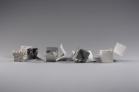 盒子內藏品圖，第1張