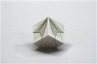 亮釉瓷盒的圖片