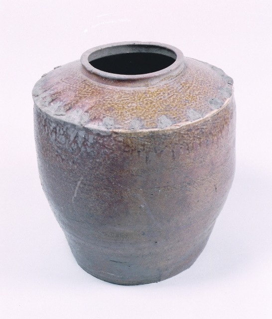 Flat-mouth Urn
