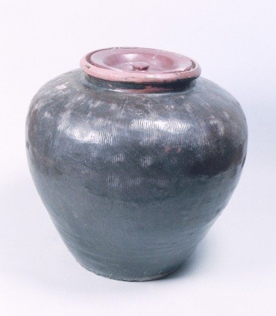Large Rice Urn