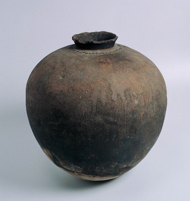 Beads Decoration Small Opening Vase