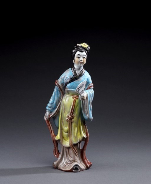 仕女(站立)的圖片
