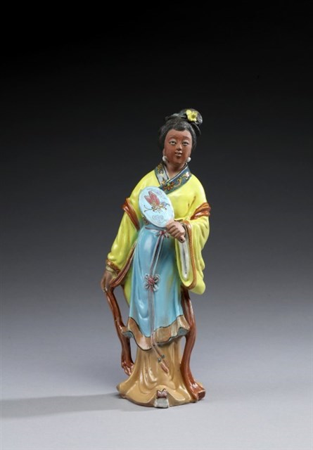 仕女(站立)的圖片