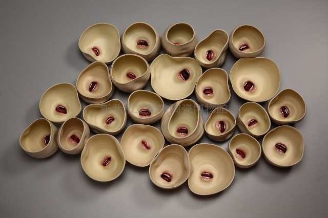 群藏品圖，第1張