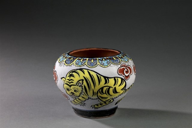 虎甕藏品圖，第1張