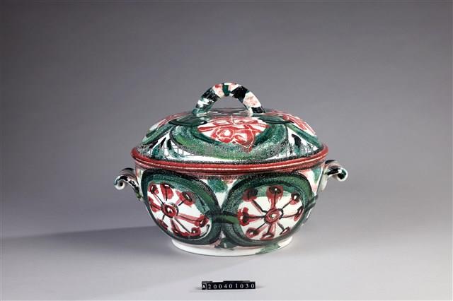 Painted pot with lid and "Luck, fortune, and Longevity" Collection Image