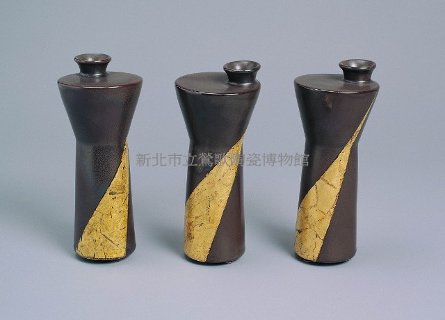 釉裡金彩酒壺藏品圖，第1張