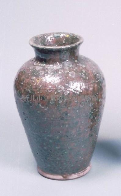 Brownish green glaze vase Collection Image