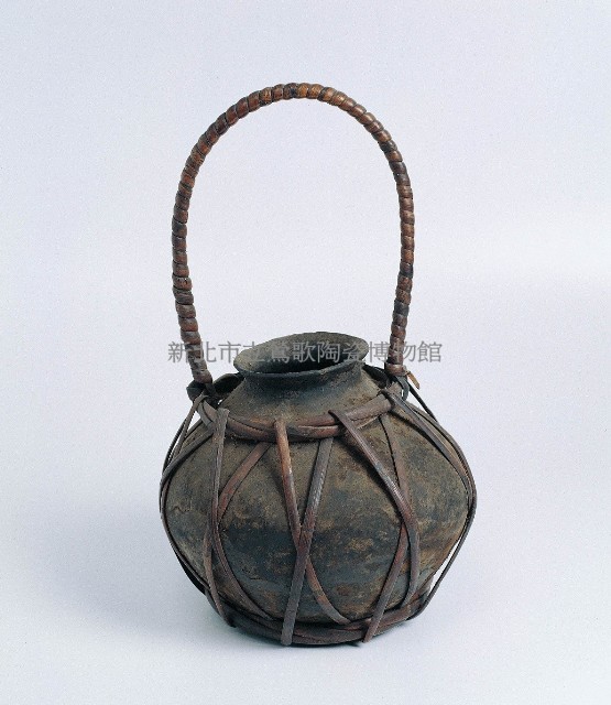 Dawu Nation Weaved Block Clay Carrier Jar Collection Image