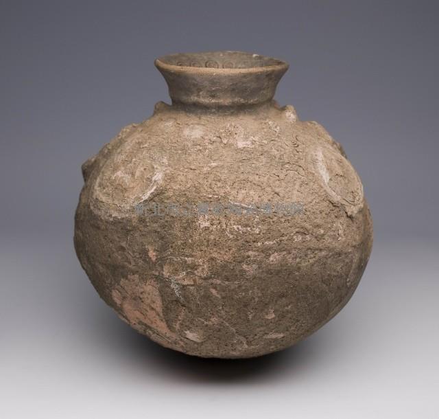 魯凱族陶壺藏品圖，第1張