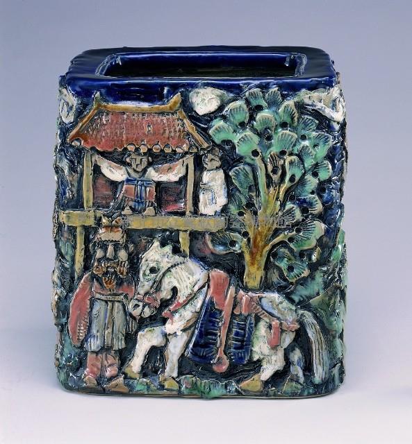 Cubical relief vase with white horse and tower Collection Image, Figure 1, Total 3 Figures