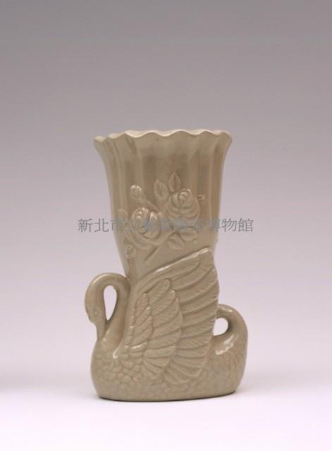 White vase Collection Image