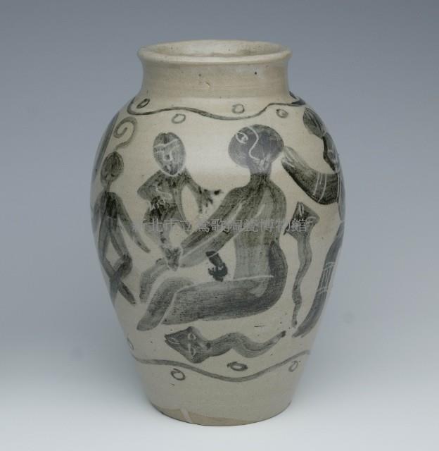 Blue and White Jar (Early 02) Collection Image, Figure 2, Total 3 Figures