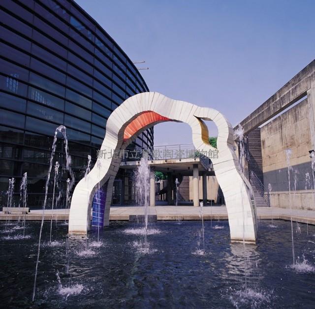 Arch of Millennium Collection Image