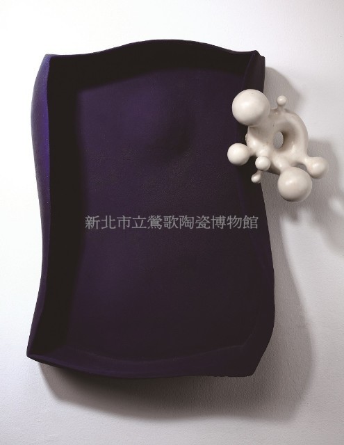 房裡，抽屜用強壯的外殼藏匿鎖碎的真實藏品圖，第6張