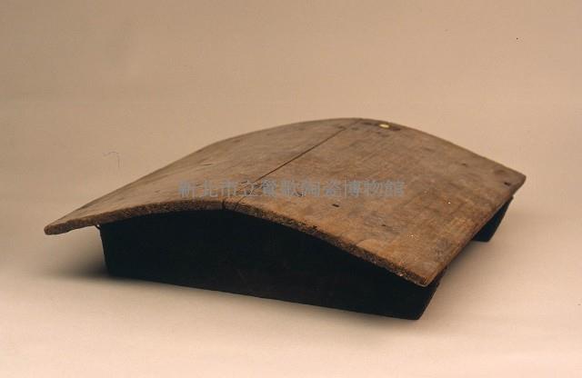 Clay Plate Rack for Roof Tiles Collection Image