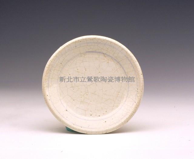 White clay dish Collection Image