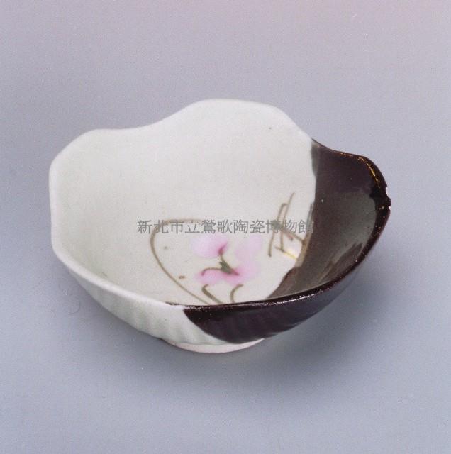 梅花狀彩繪碟（小）藏品圖，第1張