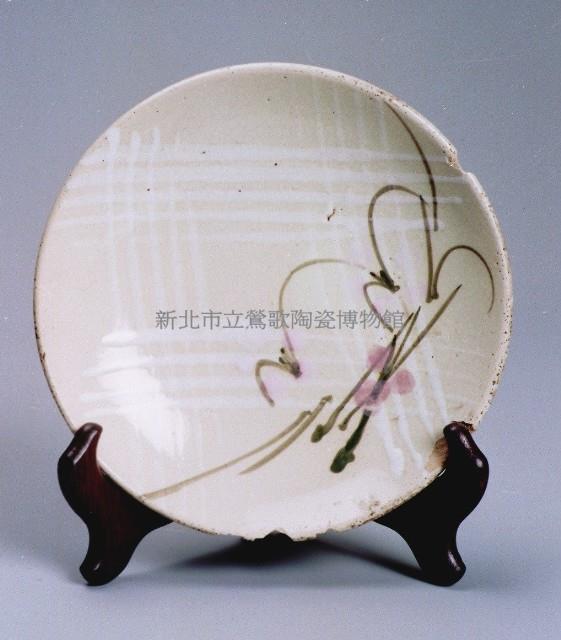 綠釉梅花小盤藏品圖，第1張