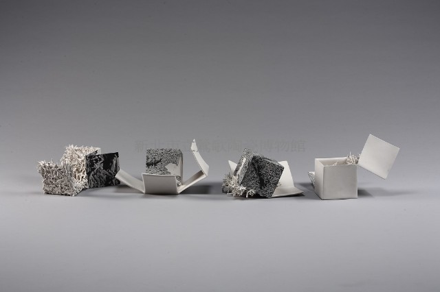 盒子內藏品圖，第1張