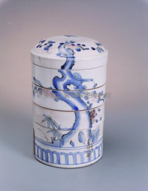青花粉紅彩四層盒藏品圖，第1張