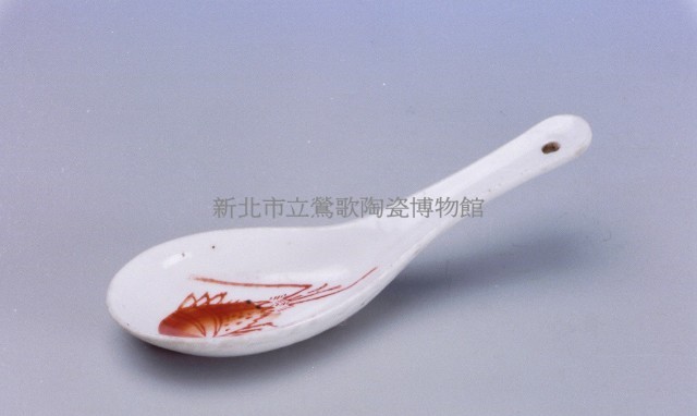 蝦紋白瓷湯匙藏品圖，第1張