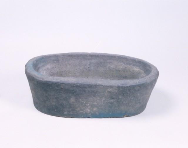 Black Pottery Feed Trough Collection Image