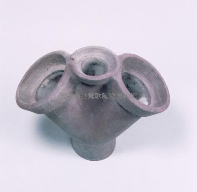 素燒紅陶三通水管藏品圖，第1張