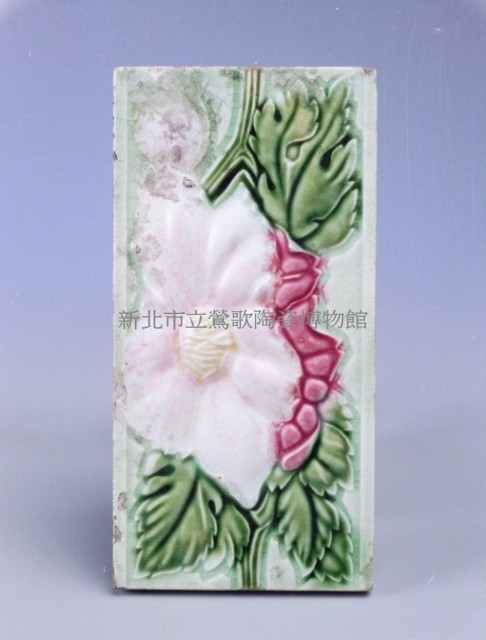 粉紅花卉邊飾磁磚藏品圖，第1張