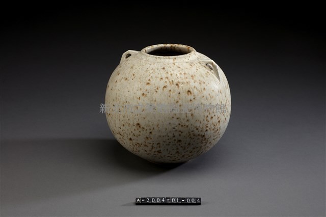 Double-Handled Jar Collection Image, Figure 2, Total 3 Figures