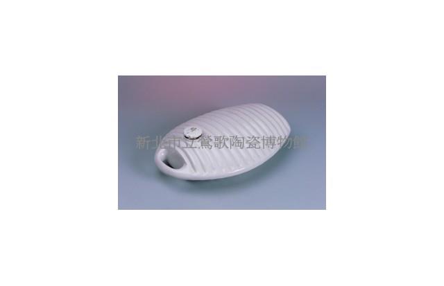 白色凹紋溫水器藏品圖，第1張