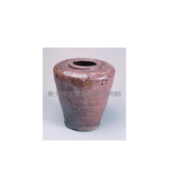 Urn Made with Pebble-embedded Clay Collection Image