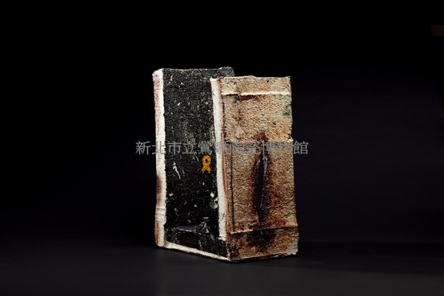 兩面牆之間藏品圖，第1張