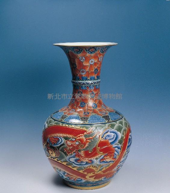 Carved and Painted Globular Vase with Apron Rim Collection Image