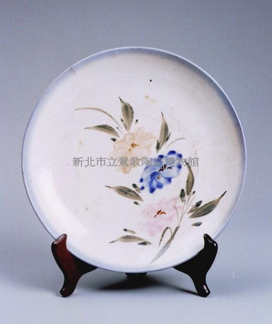 Plate painted with peony Collection Image