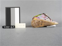 彩繡弓鞋藏品圖，第1張