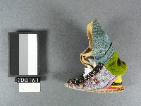 彩繡弓鞋藏品圖，第2張