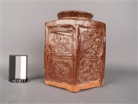 褐釉六角陶罐藏品圖，第1張