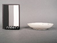 綠釉印花魚紋碟藏品圖，第2張