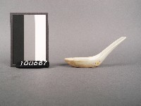 赤釉雞紋湯匙藏品圖，第2張