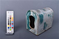 綠釉斑點紋枕頭藏品圖，第2張