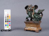 獅座燭台藏品圖，第1張