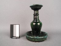 綠釉油燈藏品圖，第1張