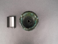 綠釉油燈藏品圖，第2張