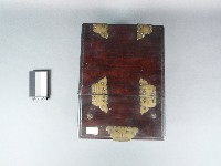 鏡台藏品圖，第2張