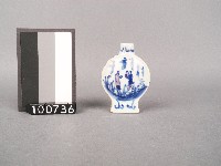 青花人物鼻煙壺藏品圖，第1張