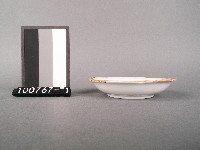 白釉杯盤藏品圖，第2張